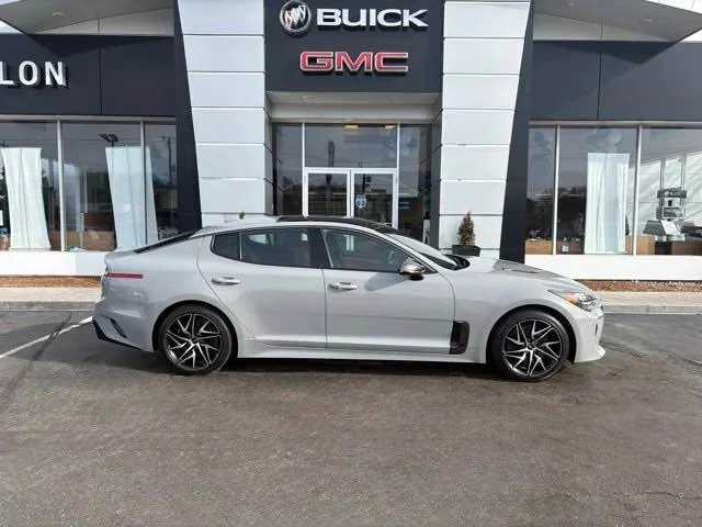 2022 Kia Stinger - Image 3 of 18