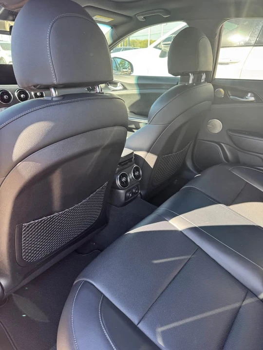 2022 Kia Stinger - Image 7 of 7