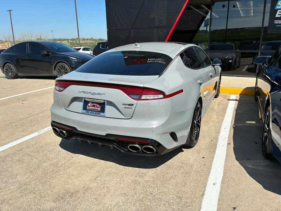 2022 Kia Stinger - Image 2 of 5