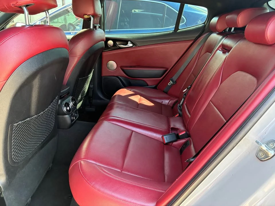 2022 Kia Stinger - Image 4 of 5