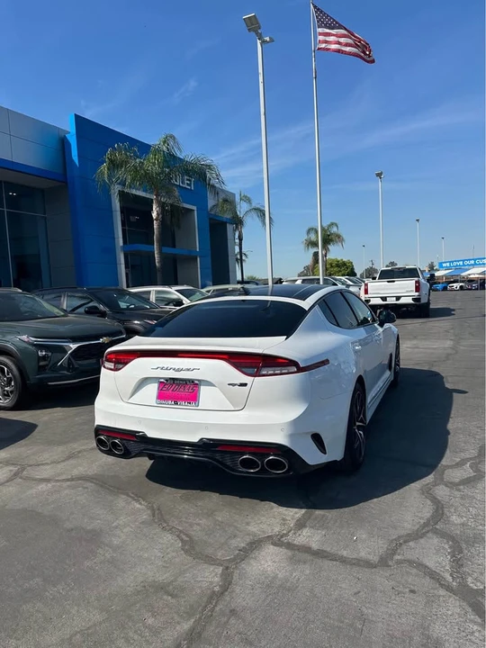 2022 Kia Stinger - Image 2 of 7