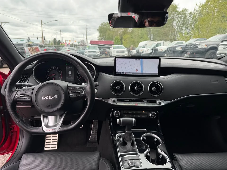 2022 Kia Stinger - Image 15 of 15