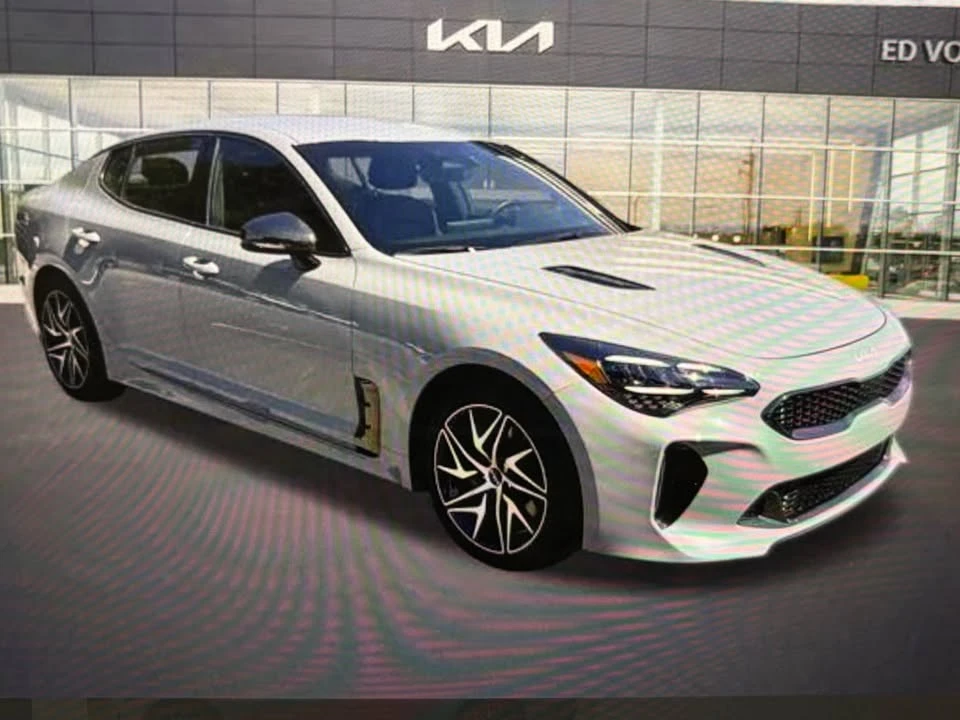 2022 Kia Stinger - Image 2 of 19