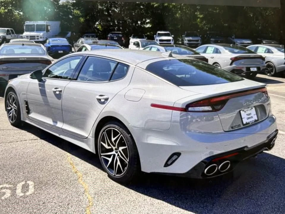 2022 Kia Stinger - Image 5 of 19