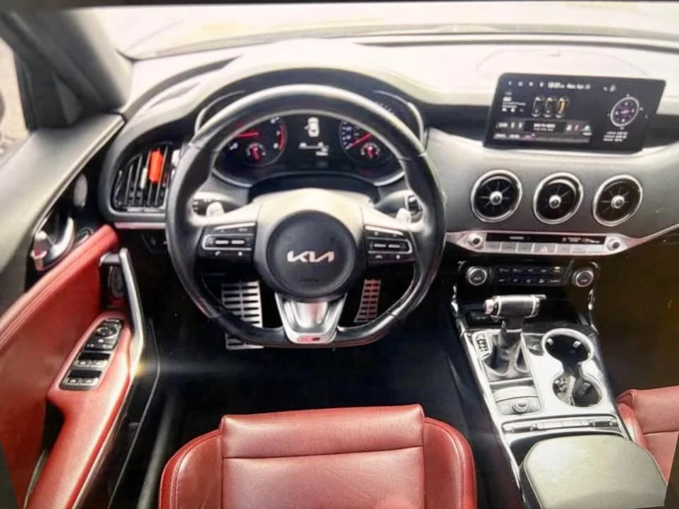 2022 Kia Stinger - Image 17 of 17