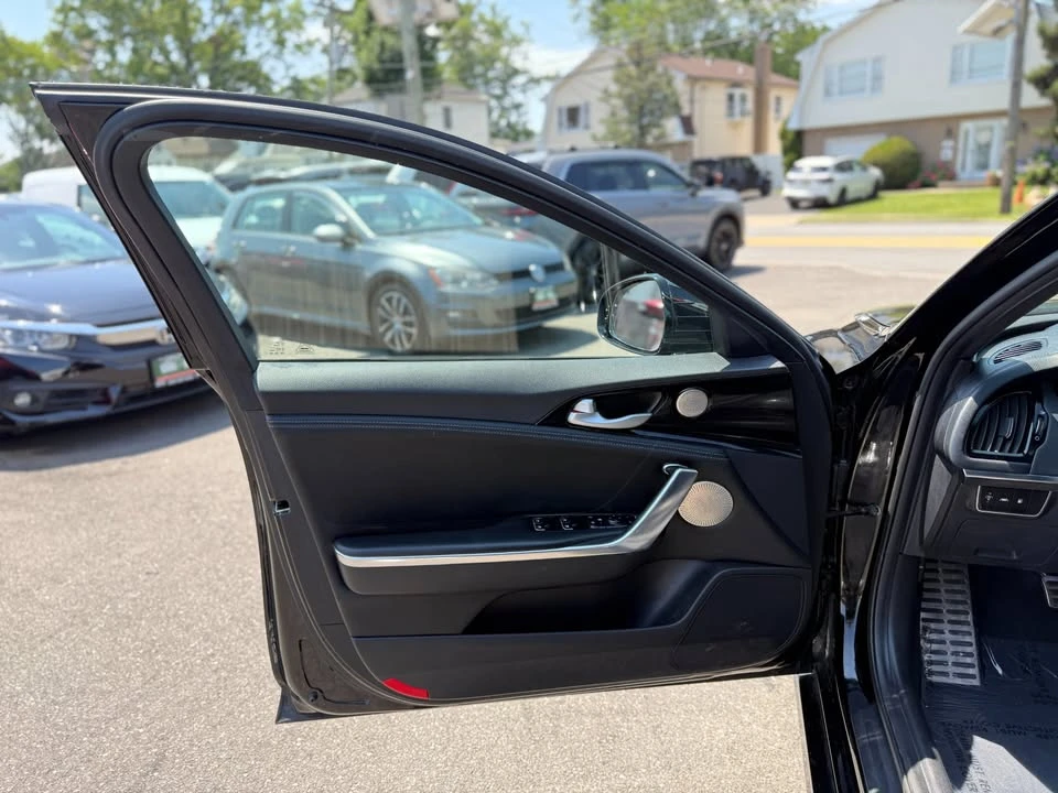2022 Kia Stinger - Image 7 of 20
