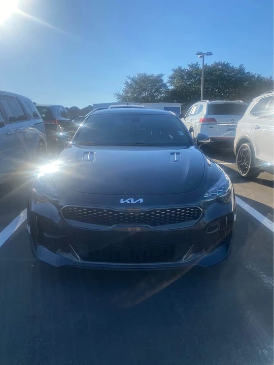 2022 Kia Stinger - Image 6 of 13