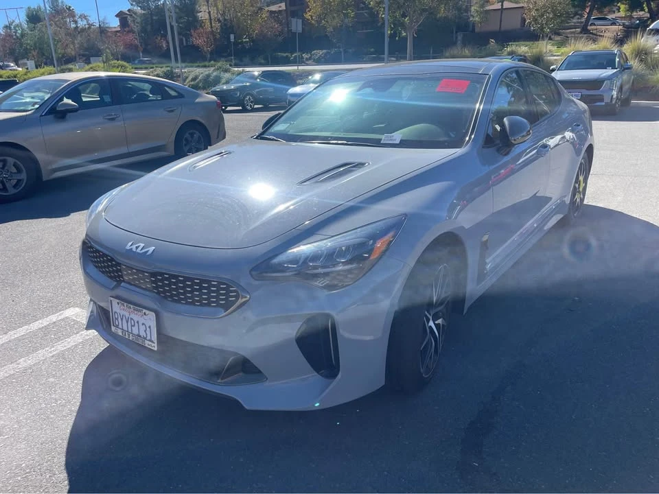 2022 Kia Stinger - Image 3 of 4