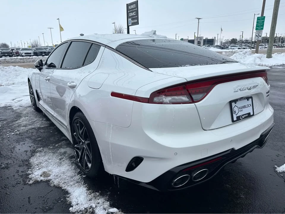 2022 Kia Stinger - Image 4 of 11
