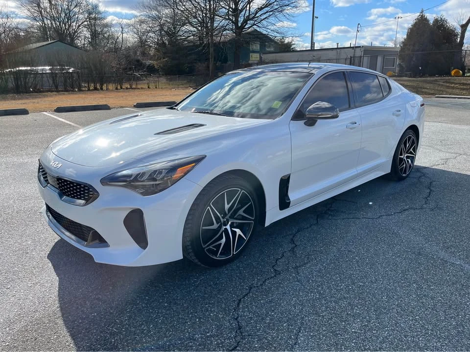 2022 Kia Stinger - Image 5 of 14