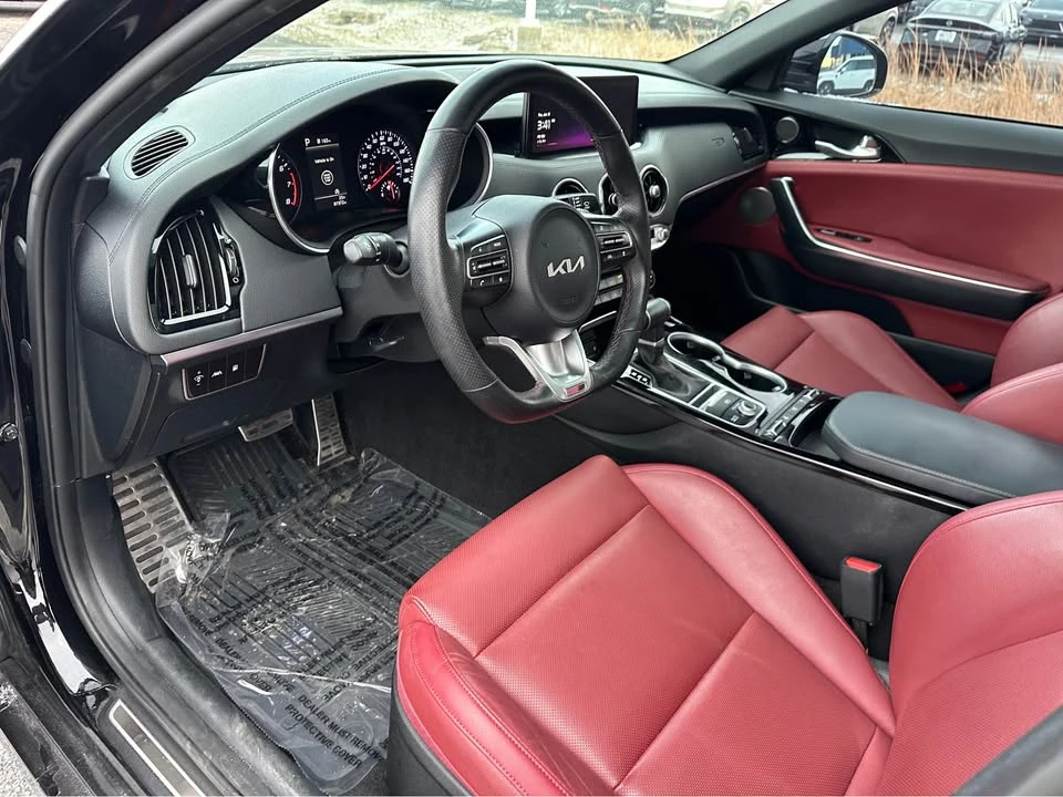2022 Kia Stinger - Image 12 of 16