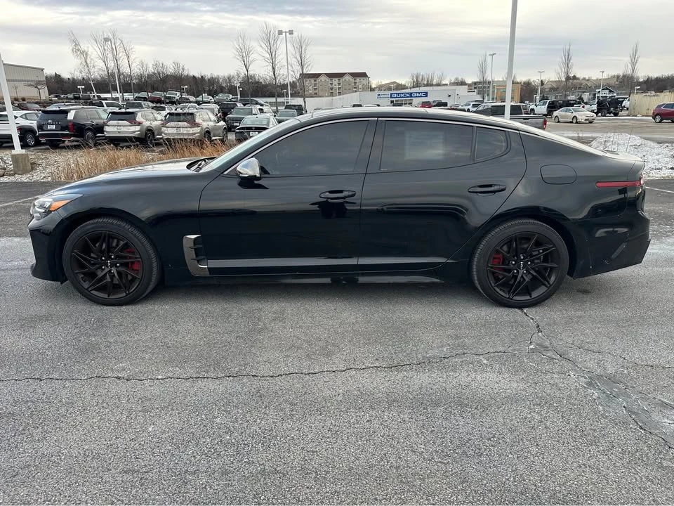 2022 Kia Stinger - Image 15 of 16