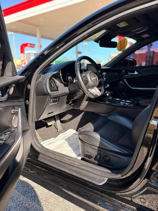 2022 Kia Stinger - Image 7 of 12