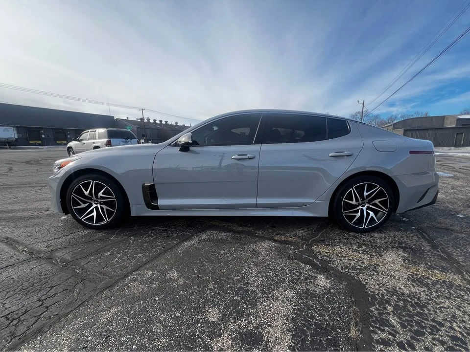 2022 Kia Stinger - Image 8 of 20