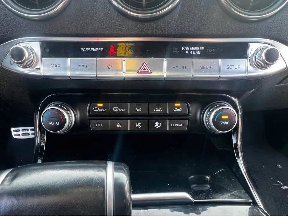 2022 Kia Stinger - Image 19 of 20