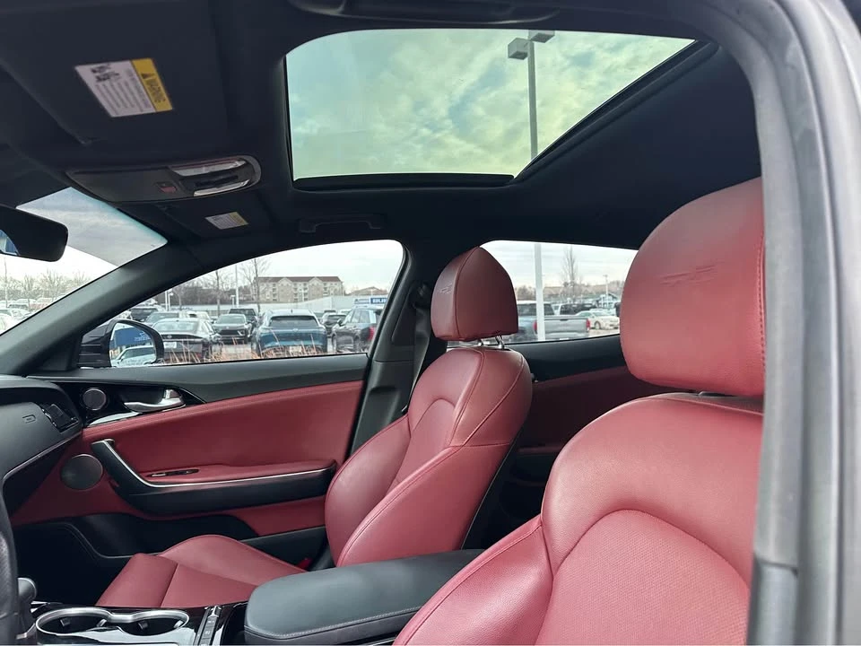 2022 Kia Stinger - Image 6 of 16