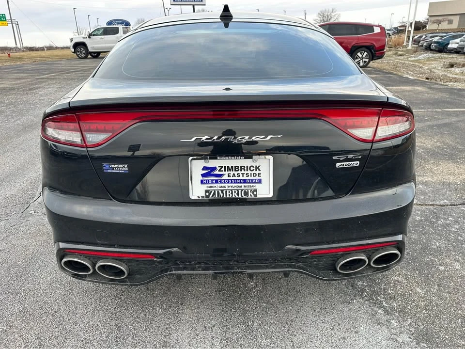 2022 Kia Stinger - Image 9 of 16