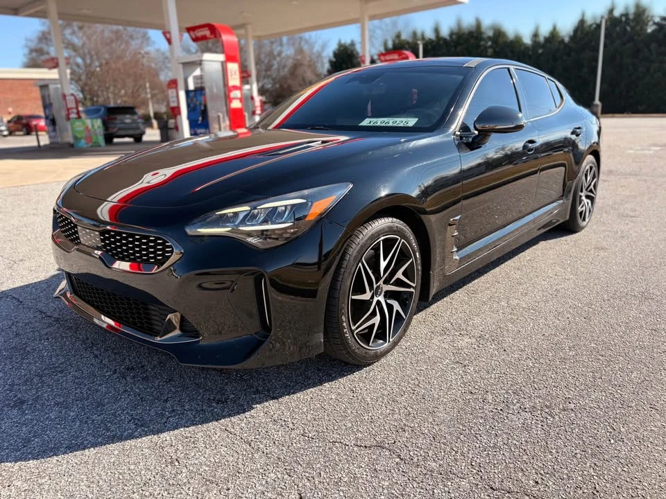 2022 Kia Stinger - Image 2 of 17