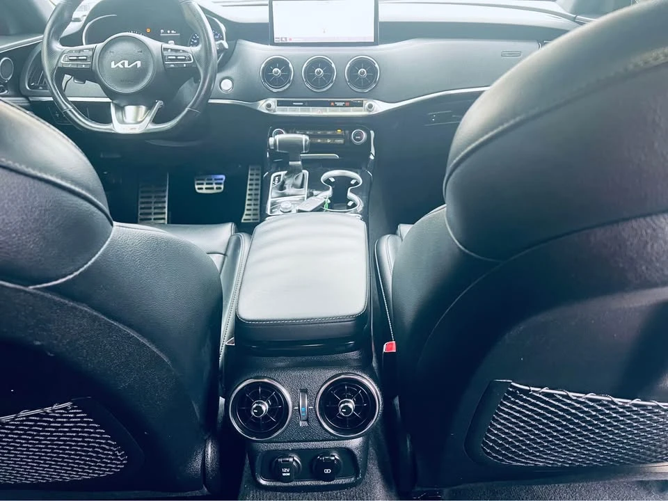 2022 Kia Stinger - Image 12 of 20