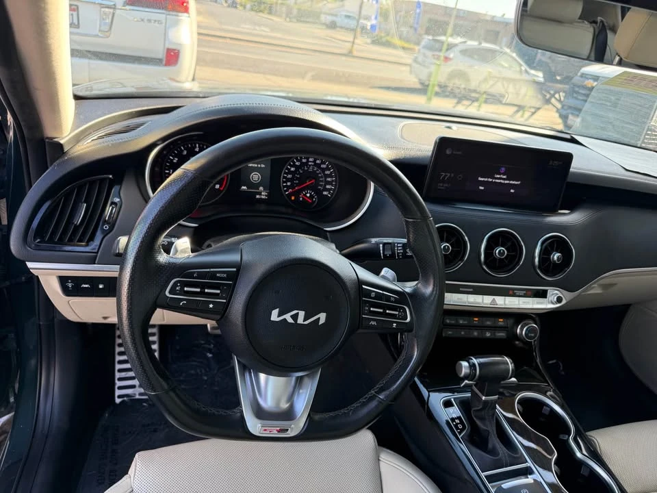 2022 Kia Stinger - Image 5 of 13