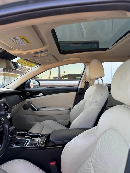 2022 Kia Stinger - Image 4 of 13