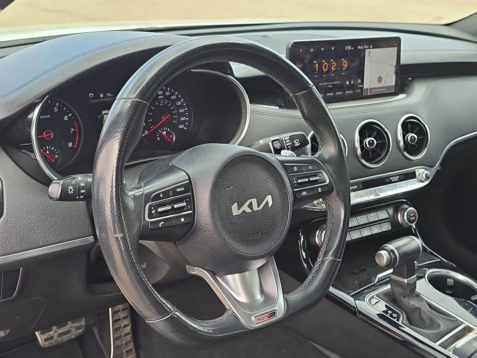 2022 Kia Stinger - Image 12 of 20