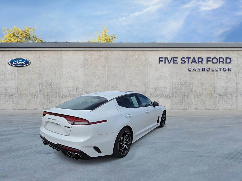 2022 Kia Stinger - Image 8 of 20