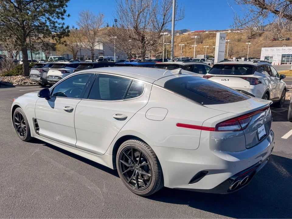 2022 Kia Stinger - Image 5 of 9