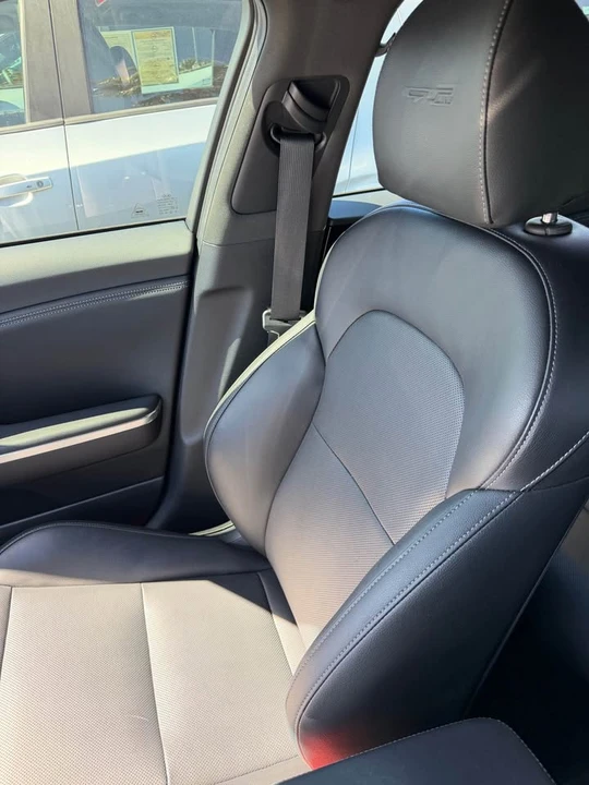 2022 Kia Stinger - Image 9 of 11