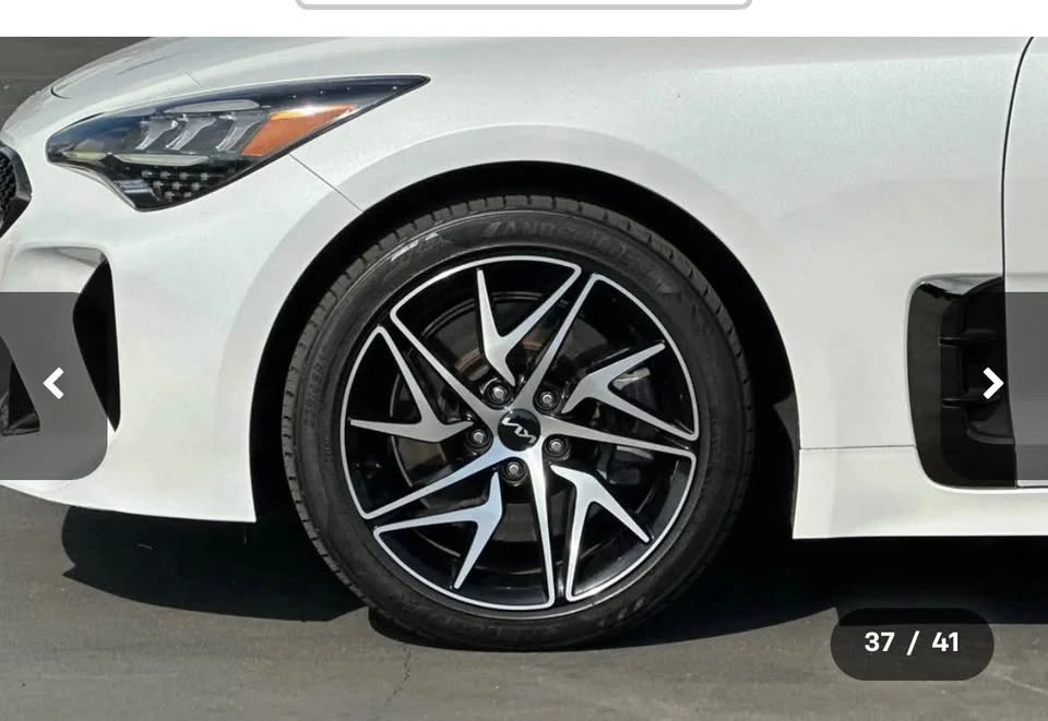 2022 Kia Stinger - Image 6 of 9