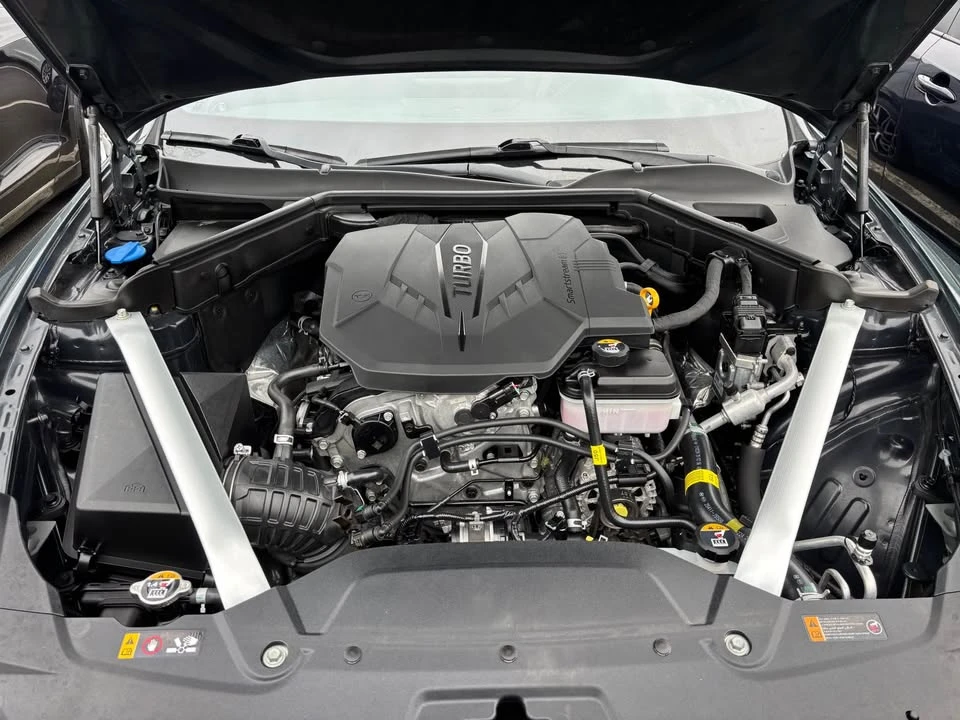 2022 Kia Stinger - Image 10 of 10
