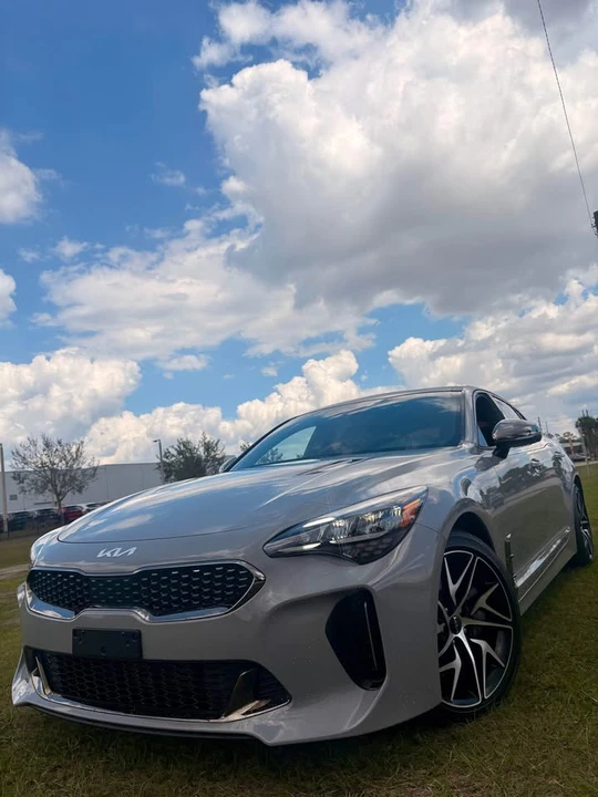 2022 Kia Stinger - Image 2 of 20