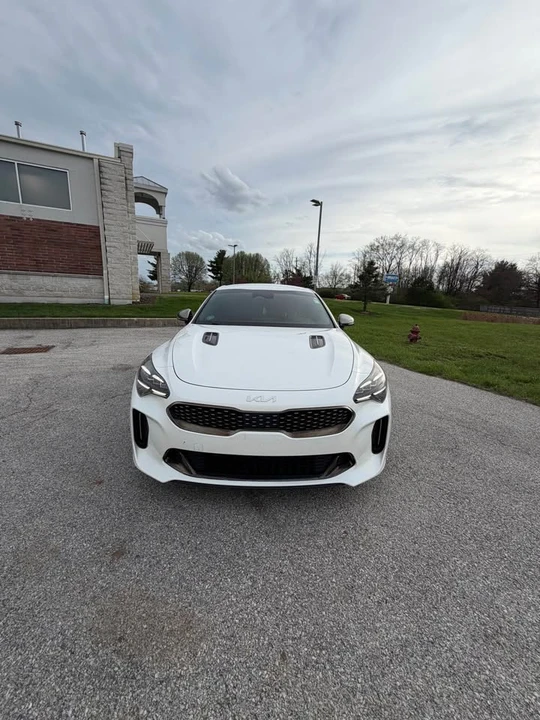 2022 Kia Stinger - Image 4 of 19
