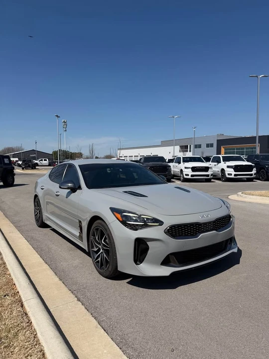 2022 Kia Stinger - Image 3 of 11