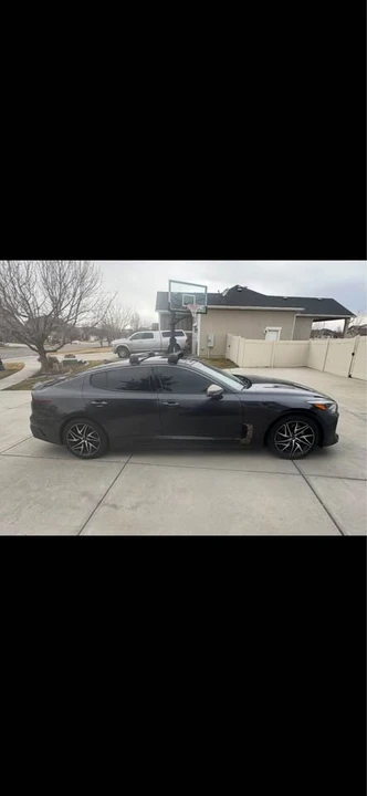 2022 Kia Stinger - Image 3 of 9