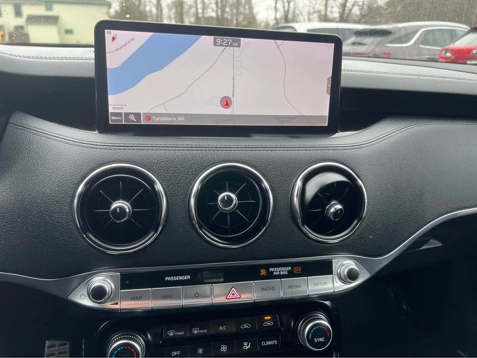 2022 Kia Stinger - Image 12 of 15