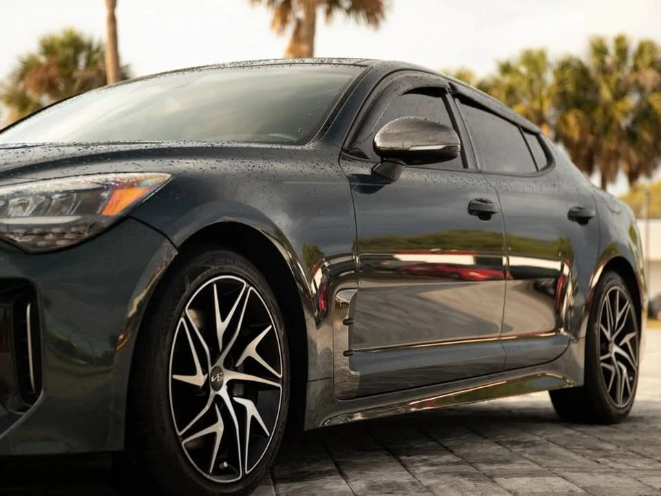 2022 Kia Stinger - Image 9 of 20