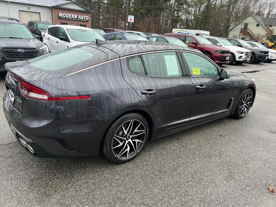 2022 Kia Stinger - Image 4 of 15