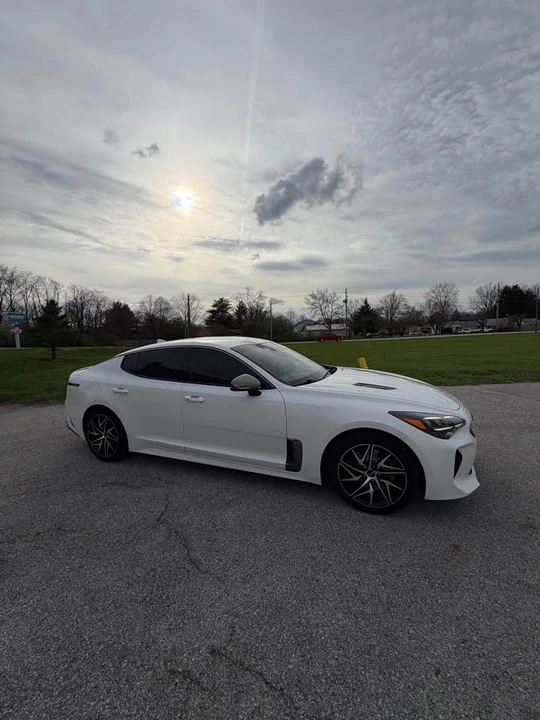 2022 Kia Stinger - Image 3 of 19