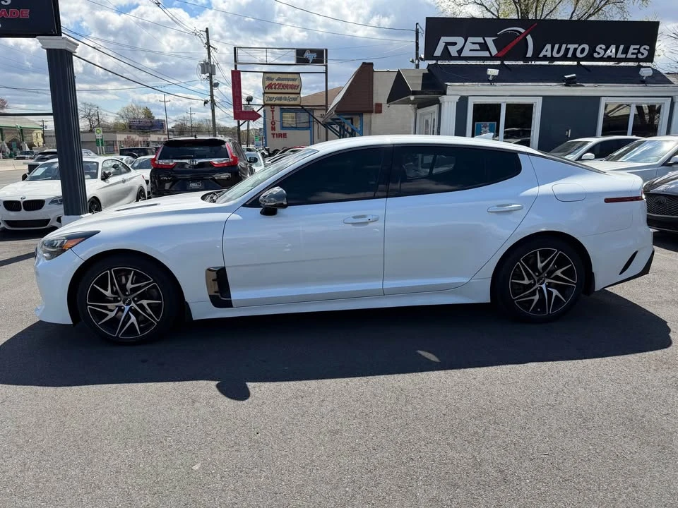 2022 Kia Stinger - Image 5 of 19