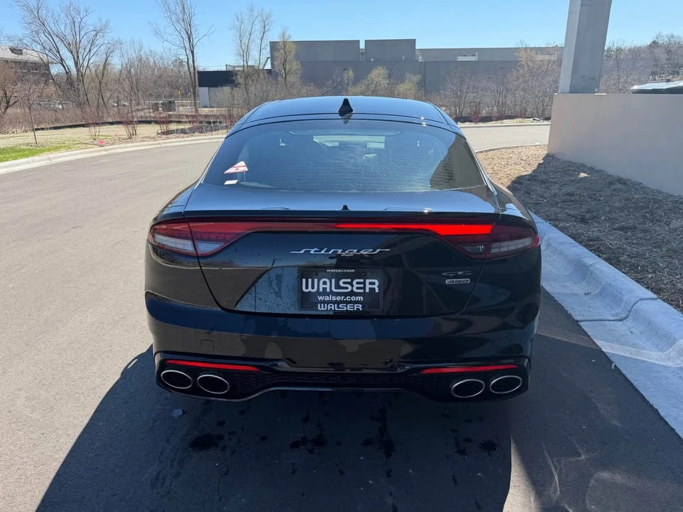 2022 Kia Stinger - Image 4 of 17