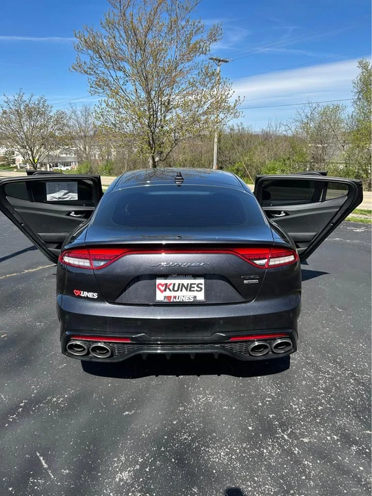 2022 Kia Stinger - Image 4 of 8