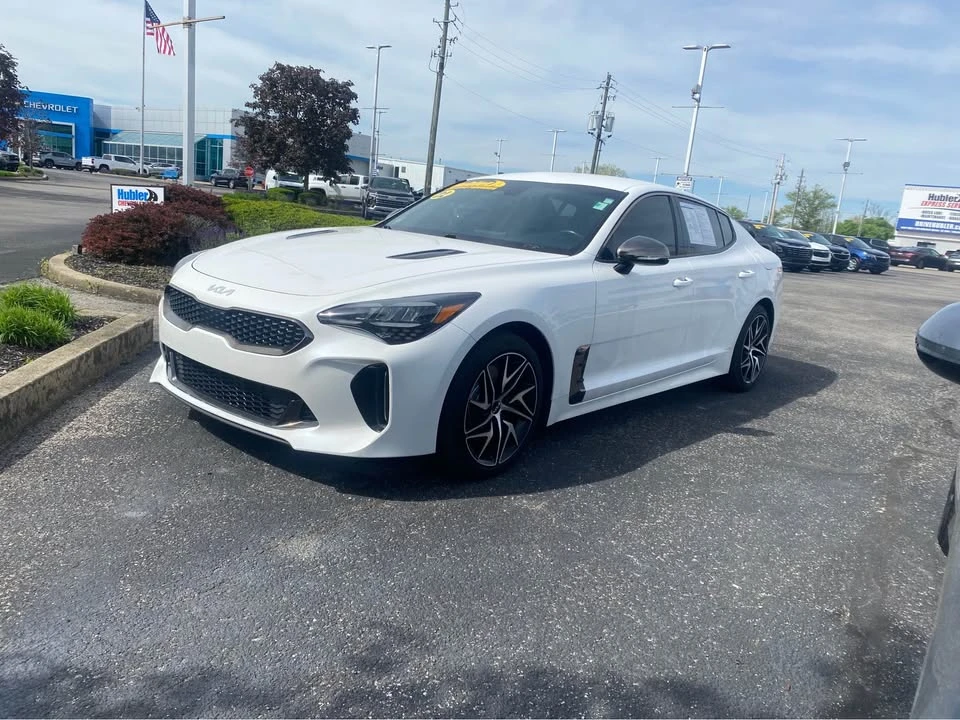 2022 Kia Stinger - Image 2 of 3