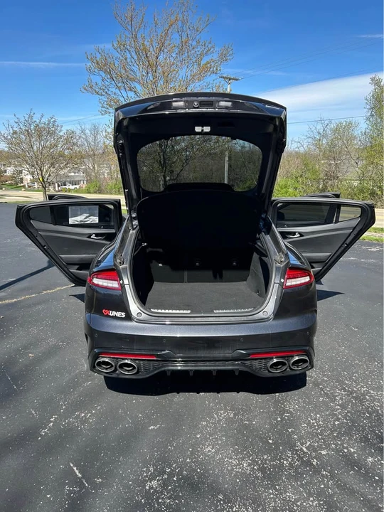 2022 Kia Stinger - Image 5 of 8