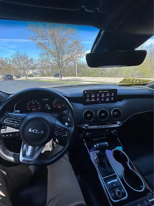 2022 Kia Stinger - Image 8 of 8
