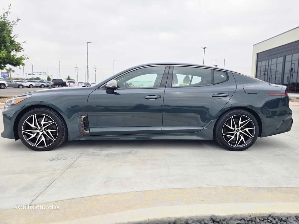 2022 Kia Stinger - Image 2 of 19