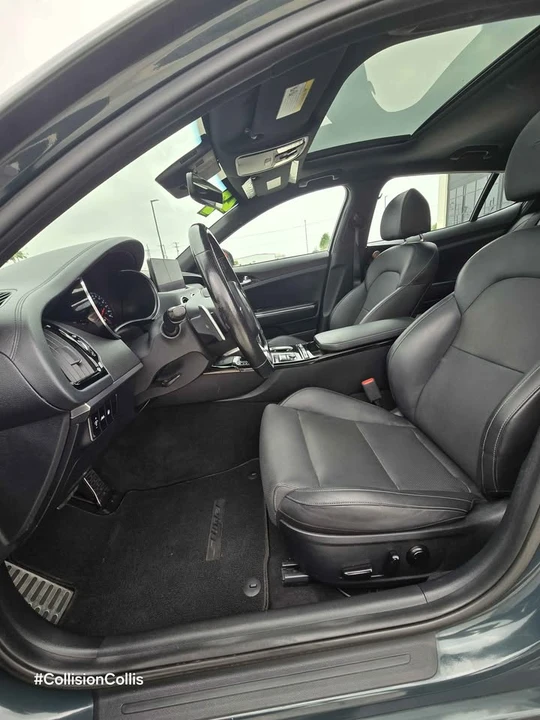 2022 Kia Stinger - Image 9 of 19