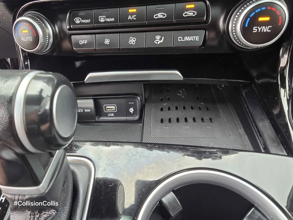 2022 Kia Stinger - Image 11 of 19