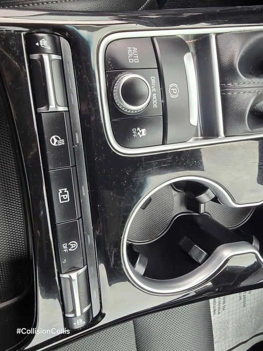2022 Kia Stinger - Image 10 of 19
