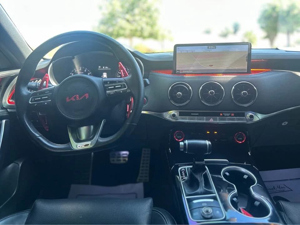 2022 Kia Stinger - Image 7 of 12